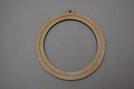 ΤΕΛΑΡΟ ΜΕ ΤΡΥΠΑ